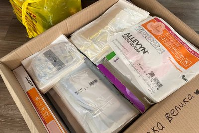 Військову амуніцію, медикаменти та автівку передають захисникам вінницькі волонтери Військову амуніцію, медикаменти та автівку передають захисникам вінницькі волонтери