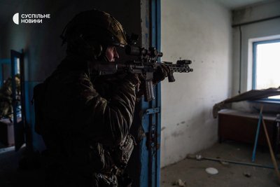 Боєць добровольчого підрозділу Хартія Бахмут лютий 2023 року