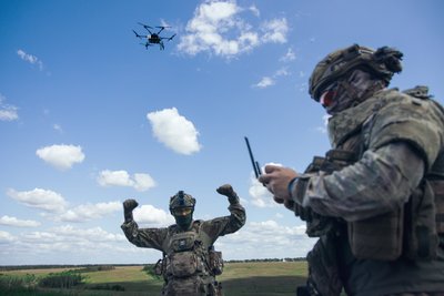 Росіяни на Харківщині під час перемир'я намагалися переплисти ріку на саморобному плоті — речник корпусу "Хартія" Росіяни на Харківщині під час перемир'я намагалися переплисти ріку на саморобному плоті — речник корпусу "Хартія"