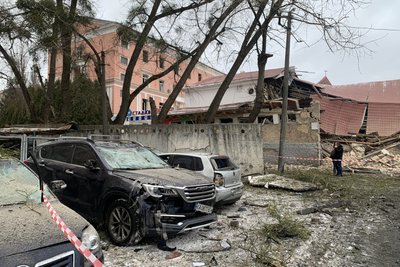 Росія завдала чергових ракетних ударів по Україні: є загиблі та поранені Росія завдала чергових ракетних ударів по Україні: є загиблі та поранені