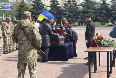 Загинув у свій день народження: у Південноукраїнську попрощалися з Євгеном Прокоф’євим Загинув у свій день народження: у Південноукраїнську попрощалися з Євгеном Прокоф’євим