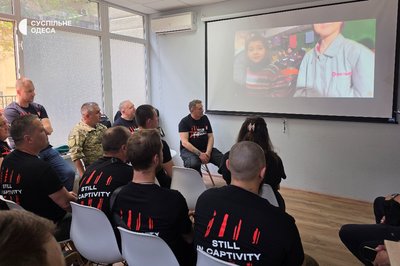 В Одесі відбулася акція на честь четвертої річниці вихідців оборонців з Азовсталі у Маріуполі