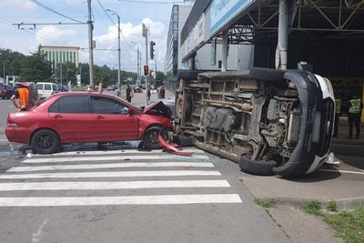 Аварія на проспекті Героїв Харкова за участі "швидкоої допомоги", 25 липня 2026 року Аварія на проспекті Героїв Харкова за участі "швидкоої допомоги", 25 липня 2026 року