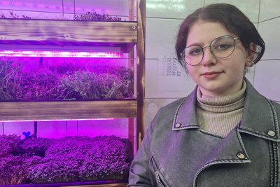 У школі на Житомирщині учні заробляють гроші, вирощуючи та продаючи мікрозелень У школі на Житомирщині учні заробляють гроші, вирощуючи та продаючи мікрозелень