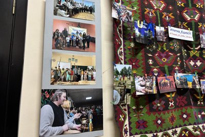 У Житомирі відкрилася виставка біодизайнера та канабіс-амбасадора Олега Земнухова У Житомирі відкрилася виставка біодизайнера та канабіс-амбасадора Олега Земнухова