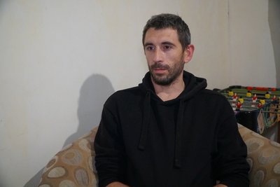 "Помер за дві години після прогулянки". Житель Дніпра заявляє, що його собаку отруїли "догхантери" "Помер за дві години після прогулянки". Житель Дніпра заявляє, що його собаку отруїли "догхантери"