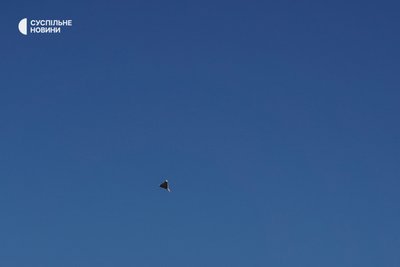 "Вийду на балкон і буду дулі тикати тим безпілотникам". Як Київ оговтується від атаки дронів-камікадзе