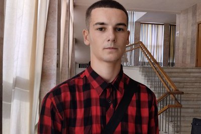 Одеський театр юного глядача на гастролях у Житомирі показав виставу "Молочайник" Одеський театр юного глядача на гастролях у Житомирі показав виставу "Молочайник"