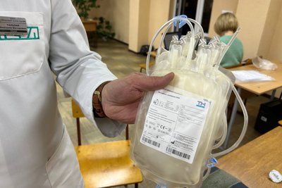Студенти та викладачі університету в Житомирі здали кров для потреб прифронтових шпиталів — якої крові бракує Студенти та викладачі університету в Житомирі здали кров для потреб прифронтових шпиталів — якої крові бракує