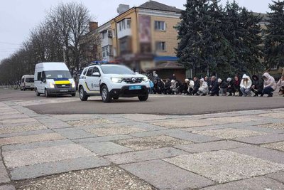 У Первомайську попрощалися із загиблим військовим Денисом Махоньковим У Первомайську попрощалися із загиблим військовим Денисом Махоньковим