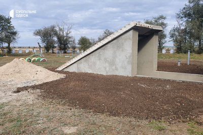 Відсутність туризму та ракетні удари: як живе громада Одещини поряд з островом Зміїний Відсутність туризму та ракетні удари: як живе громада Одещини поряд з островом Зміїний