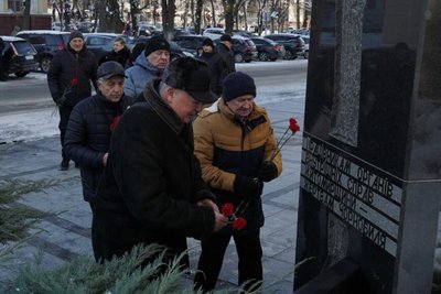 У Житомирі вшанували ліквідаторів наслідків аварії на Чорнобильській АЕС У Житомирі вшанували ліквідаторів наслідків аварії на Чорнобильській АЕС