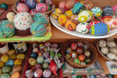 Писанка як код життя: що символізують великодні яйця і чому їх розписують століттями Писанка як код життя: що символізують великодні яйця і чому їх розписують століттями