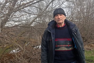 Аграрій з Нової Гусарівки на Харківщині розказав про збитки через війну Аграрій з Нової Гусарівки на Харківщині розказав про збитки через війну