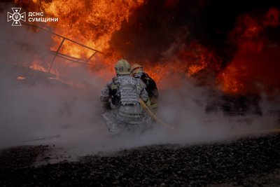 У Сумах РФ ударила по цивільній інфраструктурі У Сумах РФ ударила по цивільній інфраструктурі