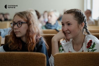 Документальний фільм Суспільного «Грає оркестр Анатоліча» презентували у Чернігові Документальний фільм Суспільного «Грає оркестр Анатоліча» презентували у Чернігові