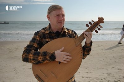 Як в Одесі відроджують кобзарську традицію: музика, що поєднує покоління Як в Одесі відроджують кобзарську традицію: музика, що поєднує покоління