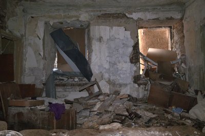 Зруйнована квартира в будинку на майдані Героїв Небесної Сотні в Харкові Зруйнована квартира в будинку на майдані Героїв Небесної Сотні в Харкові