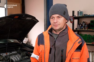 Гараж у Херсоні затопило після підриву Каховської ГЕС: в Одесі переселенці з нуля відкрили СТО Гараж у Херсоні затопило після підриву Каховської ГЕС: в Одесі переселенці з нуля відкрили СТО