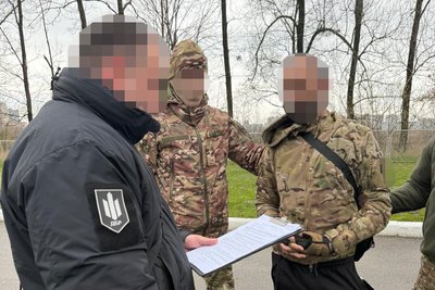 Дезертира із Харківщини затримало ДБР Дезертира із Харківщини затримало ДБР