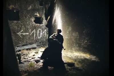 Одеський школяр створив діораму, присвячену героям "Азовсталі" Одеський школяр створив діораму, присвячену героям "Азовсталі"