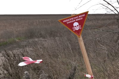 Аграрій з Нової Гусарівки на Харківщині розказав про збитки через війну Аграрій з Нової Гусарівки на Харківщині розказав про збитки через війну