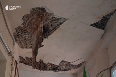 “Дім в аварійному стані”: житель Одеси розповів про занедбану будівлю у центрі міста “Дім в аварійному стані”: житель Одеси розповів про занедбану будівлю у центрі міста
