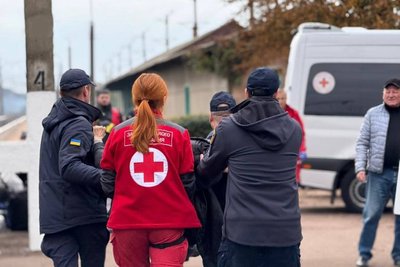 На Житомирщину із Дніпра прибув евакуаційний потяг — куди розселили людей На Житомирщину із Дніпра прибув евакуаційний потяг — куди розселили людей
