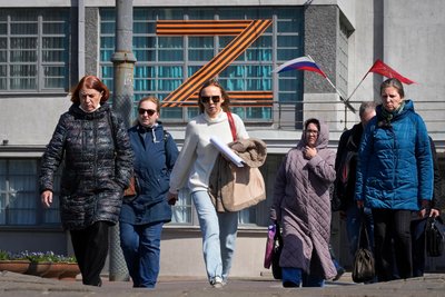 "Росіяни не можуть без кінця заплющувати очі й казати: "Це не моя провина" — історик російської пропаганди Гарнер "Росіяни не можуть без кінця заплющувати очі й казати: "Це не моя провина" — історик російської пропаганди Гарнер