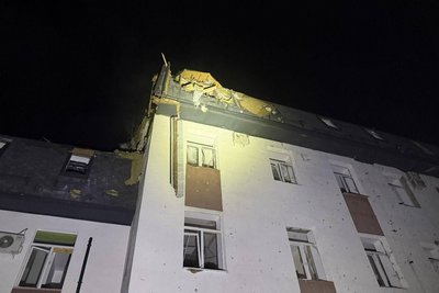 Другу ніч поспіль 25 червня росіяни масовано атакували Харків безпілотниками: є поранений Другу ніч поспіль 25 червня росіяни масовано атакували Харків безпілотниками: є поранений