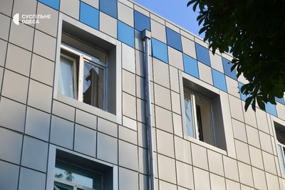 Унаслідок атаки РФ в Одесі пошкоджено пологовий будинок: розповіді породіль і фото наслідків Унаслідок атаки РФ в Одесі пошкоджено пологовий будинок: розповіді породіль і фото наслідків