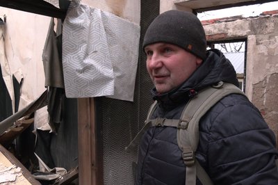 Зруйновані війною будинки у Великій Данилівці: як відновлюють житло у Харкові Зруйновані війною будинки у Великій Данилівці: як відновлюють житло у Харкові