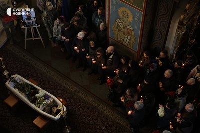У Києві попрощалися з військовим та активістом Павлом Петриченком У Києві попрощалися з військовим та активістом Павлом Петриченком