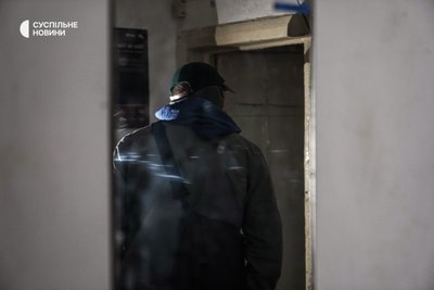 "Доброе утро, долбоящеры, добро пожаловать в Российскую империю". Херсонський партизан про 75 днів у російській катівні "Доброе утро, долбоящеры, добро пожаловать в Российскую империю". Херсонський партизан про 75 днів у російській катівні