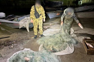 Збитки на майже 600 тис. грн: на Одещині трьох чоловіків судитимуть за незаконний вилов риби Збитки на майже 600 тис. грн: на Одещині трьох чоловіків судитимуть за незаконний вилов риби