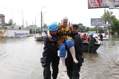 Історія водолаза з Одещини, який рятував людей після підриву Каховської ГЕС Історія водолаза з Одещини, який рятував людей після підриву Каховської ГЕС