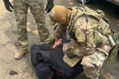 В Одеській обалсті затримали митника, який вимагав гроші за ввезення в Україну незадекларованої готівки - СБУ В Одеській обалсті затримали митника, який вимагав гроші за ввезення в Україну незадекларованої готівки - СБУ