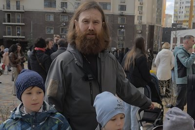 Родини-ВПО отримали безкоштовні квартири в Одесі Родини-ВПО отримали безкоштовні квартири в Одесі