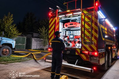 Вночі 15 вересня у власній садибі на Житомирщині під час пожежі загинув чоловік Вночі 15 вересня у власній садибі на Житомирщині під час пожежі загинув чоловік