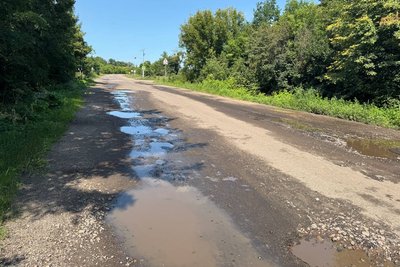 На Житомирщині відновили роботи з ремонту автодороги Житомир – Сквира На Житомирщині відновили роботи з ремонту автодороги Житомир – Сквира