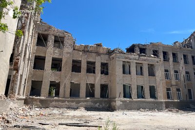 Азбест і ракетне паливо: куди вивезли відходи з Білгород-Дністровського ліцею на Одещині Азбест і ракетне паливо: куди вивезли відходи з Білгород-Дністровського ліцею на Одещині