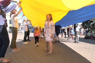 Акція "Мій прапор – блакитно-жовтий" у Луцьку Акція "Мій прапор – блакитно-жовтий" у Луцьку