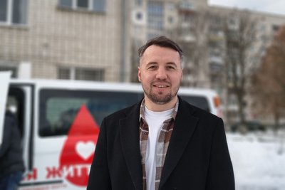 Житомирський обласний центр крові отримав автомобіль для виїзної заготівлі крові Житомирський обласний центр крові отримав автомобіль для виїзної заготівлі крові