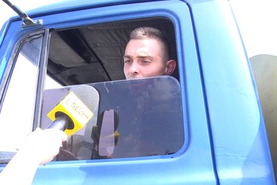 "Ще трішки — і машини порозвалюються" — чому більше року у громаді на Житомирщині не ремонтують дорогу "Ще трішки — і машини порозвалюються" — чому більше року у громаді на Житомирщині не ремонтують дорогу