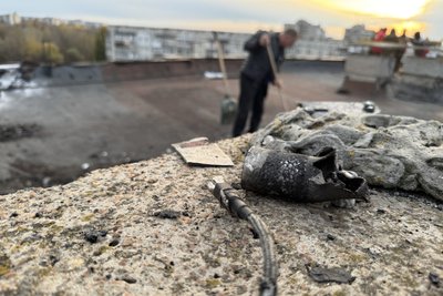 “Італмас” влучив у дах сумської багатоповерхівки: що розповіли очевидці “Італмас” влучив у дах сумської багатоповерхівки: що розповіли очевидці