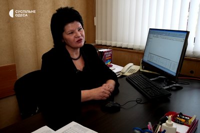 Ненормований робочий день і віра в повернення додому: як в Одесі працює суддя з Маріуполя