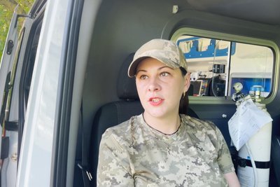 "Всіх хочеться вивозити живими": історія бойової медикині з Хмельниччини "Багіри" "Всіх хочеться вивозити живими": історія бойової медикині з Хмельниччини "Багіри"