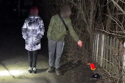 Розпилив в обличчя продавчині аерозоль: у Житомирі викрили підозрюваного та підлітків — учасників грабежу в магазині Розпилив в обличчя продавчині аерозоль: у Житомирі викрили підозрюваного та підлітків — учасників грабежу в магазині