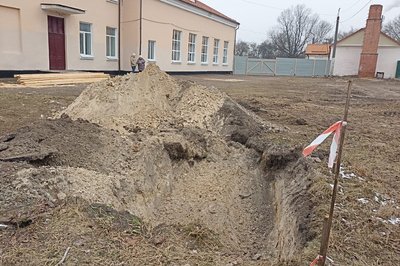 Протирадіаційне укриття для ліцею №8 — у Коростені після шести тендерів розпочали будівництво Протирадіаційне укриття для ліцею №8 — у Коростені після шести тендерів розпочали будівництво