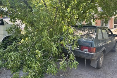 Дві атаки менш ніж за добу: чим війська РФ обстріляли Суми та які наслідки Дві атаки менш ніж за добу: чим війська РФ обстріляли Суми та які наслідки